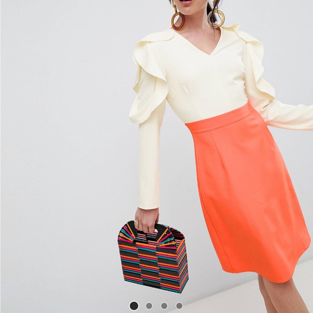 Unique 21 dress. Brand new with tags. Size 10. Coral & cream with ruffle sleeves